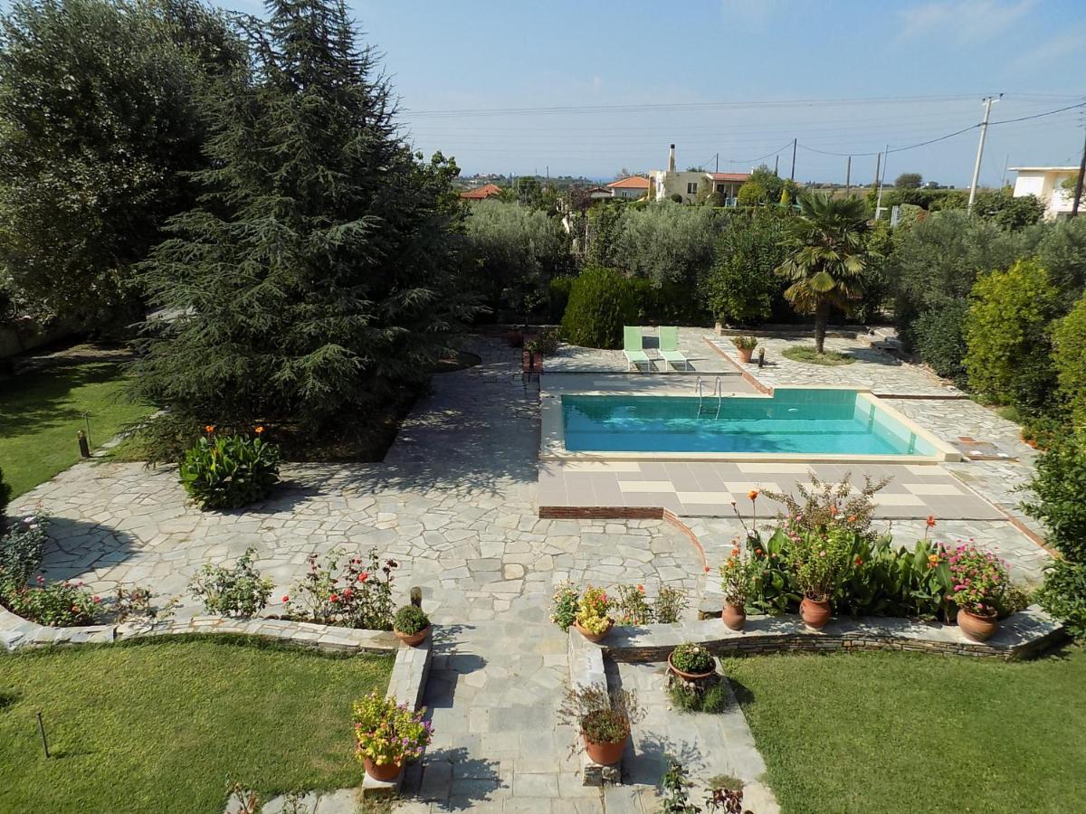 Villa Orestis Melina Nea Iraklia Exterior photo